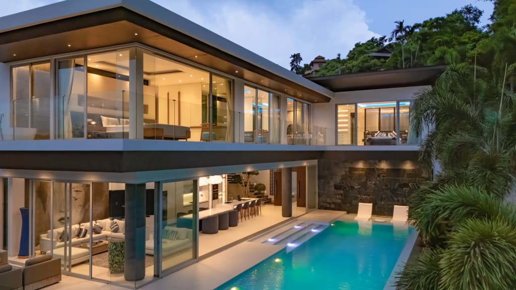 Luxury Infinity Pool Villa in Nai Harn Villa - photo 1