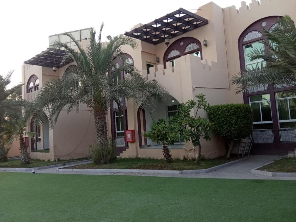 Corniche Palace Hotel - photo 10