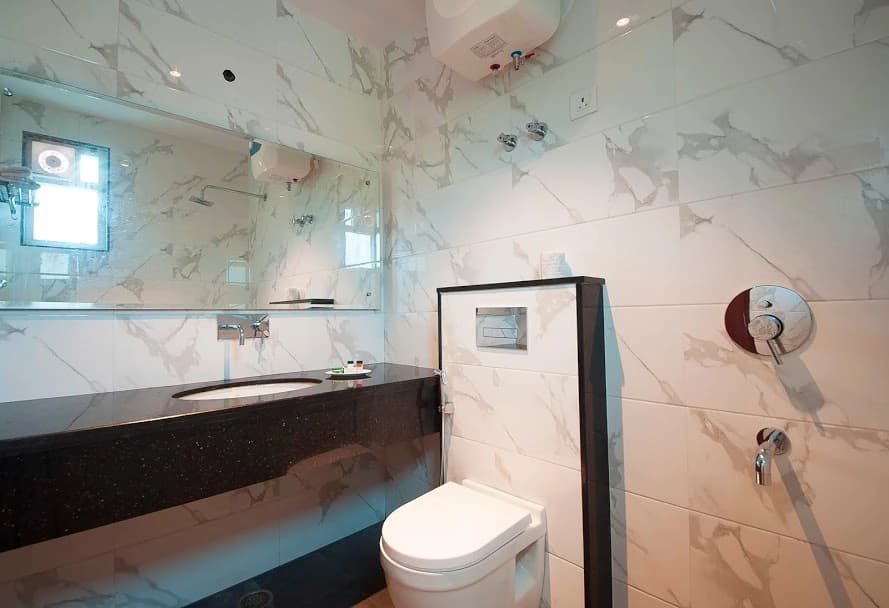 Z Suite Hotel - photo 5
