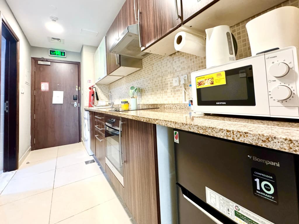 Cosmos Living Stylish Studio Near Dubai Marina Apartments - photo 13