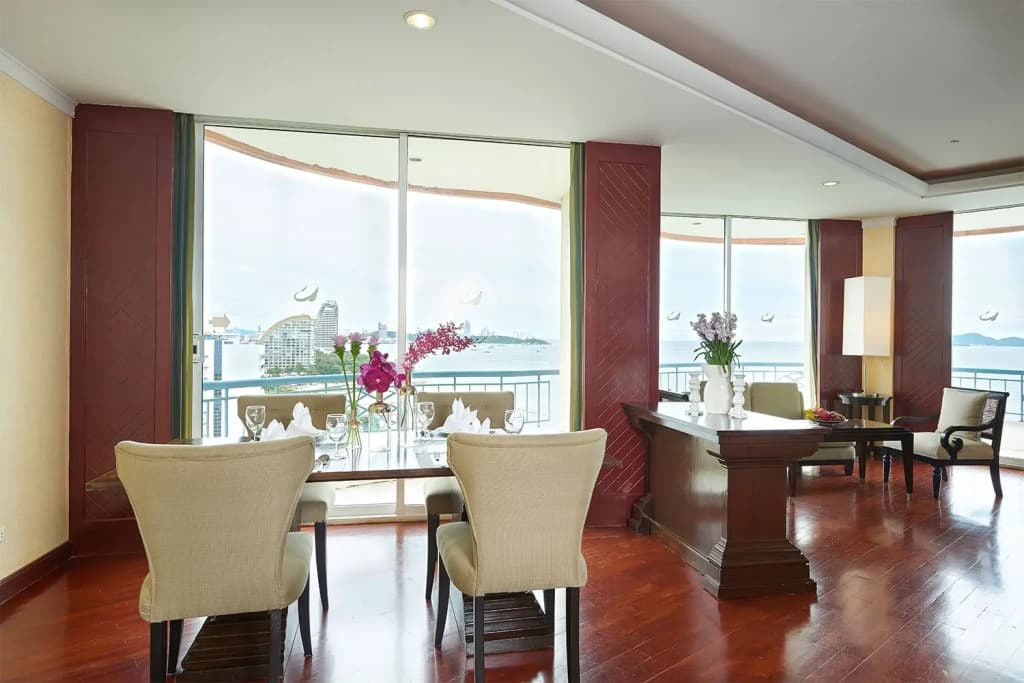Long Beach Garden Hotel & Pavilions - photo 32