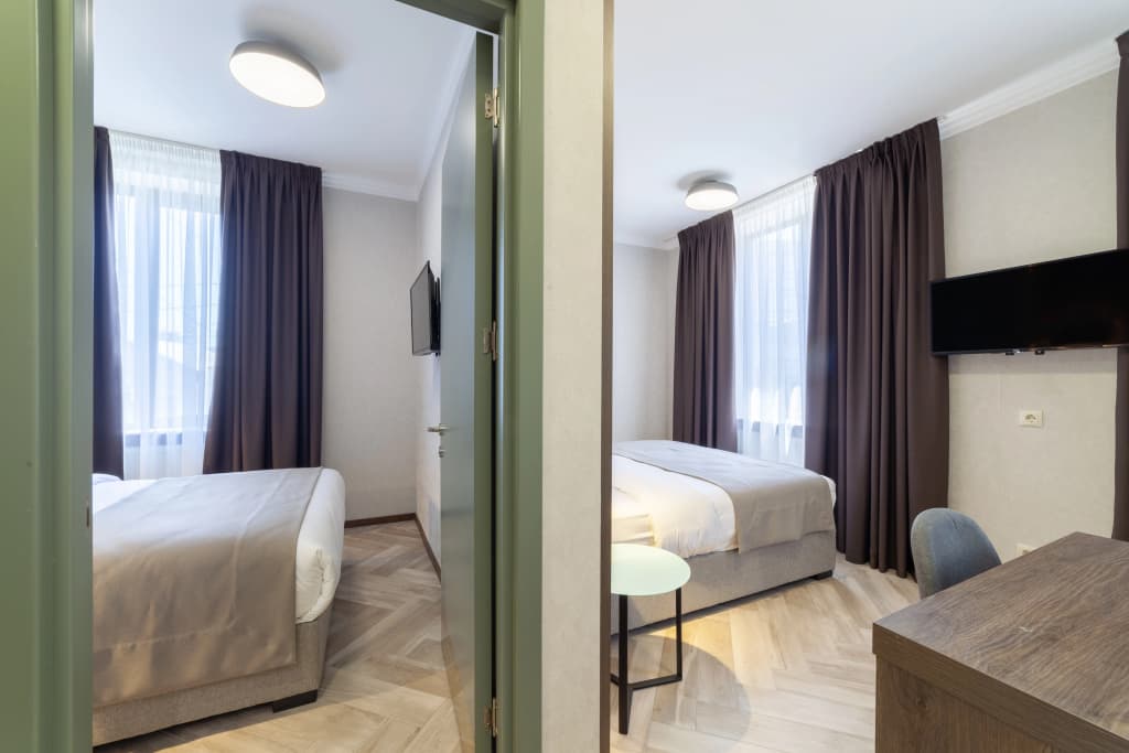 Old Wall Hotel - photo 45