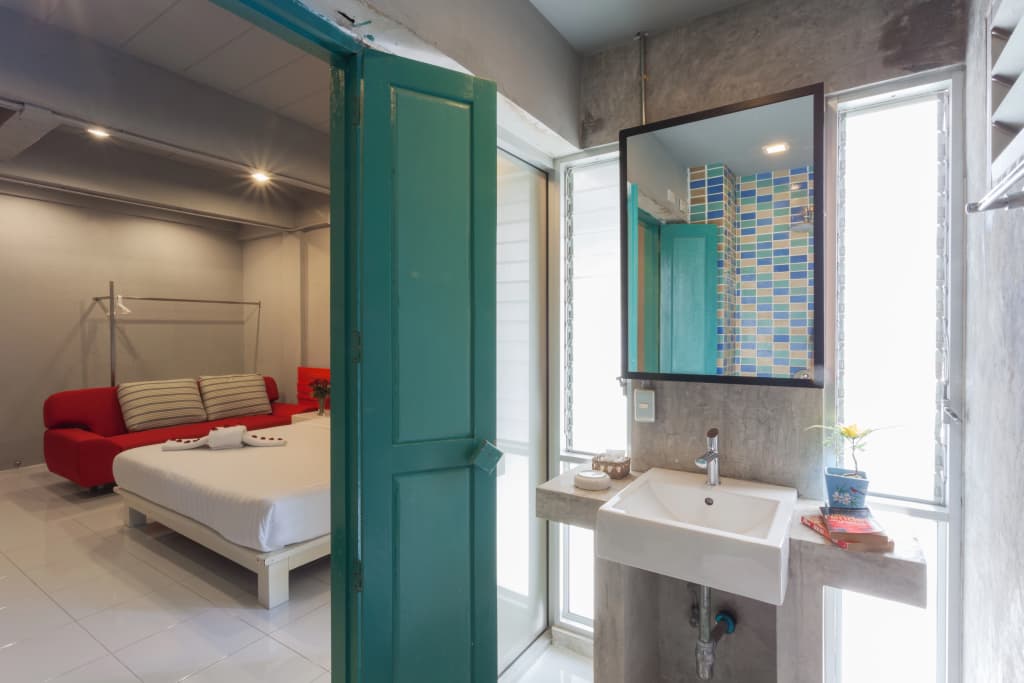 The Oddy Hip Hotel - photo 17