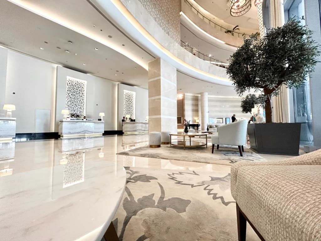 JW Marriott Marina - Lux Studio Apartments - photo 25