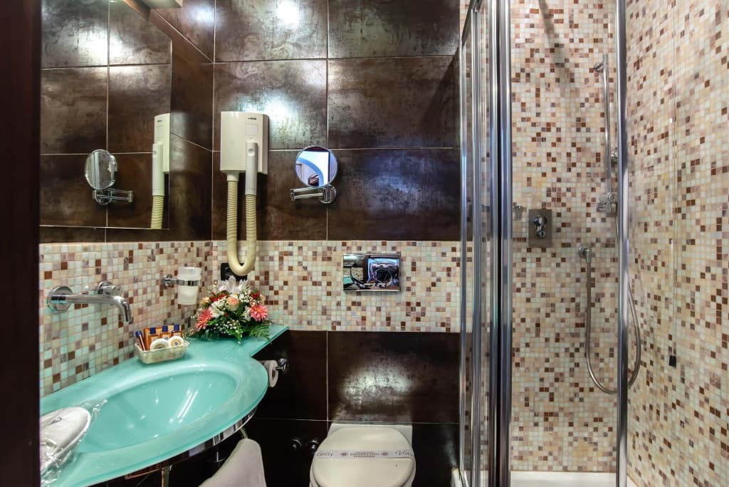Hotel Memphis - photo 28