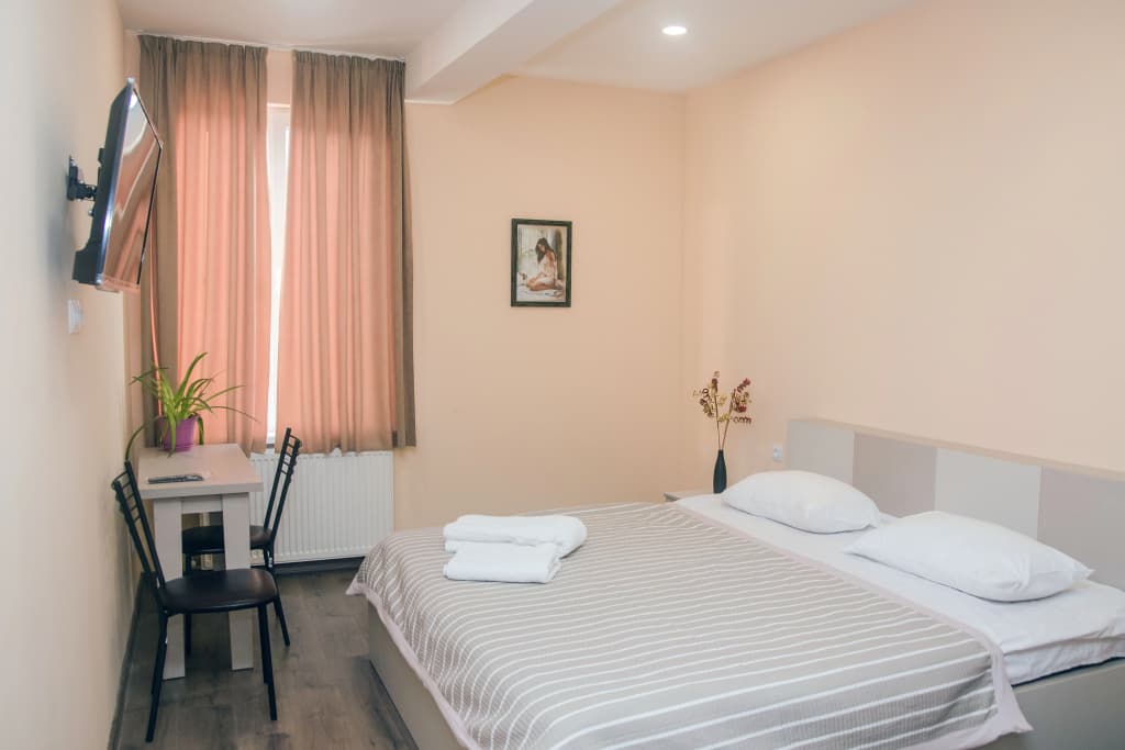 Hotel RED - photo 15