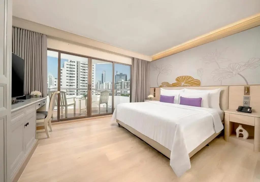 Centre Point Hotel Sukhumvit 10 - photo 8