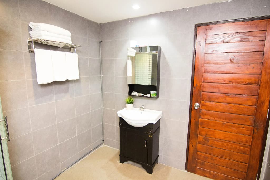 ZEN Rooms Residency Hotel - photo 11