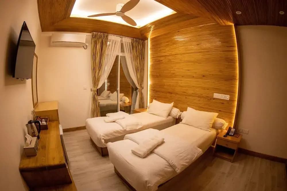 Perla Dhangethi Hotel - photo 19
