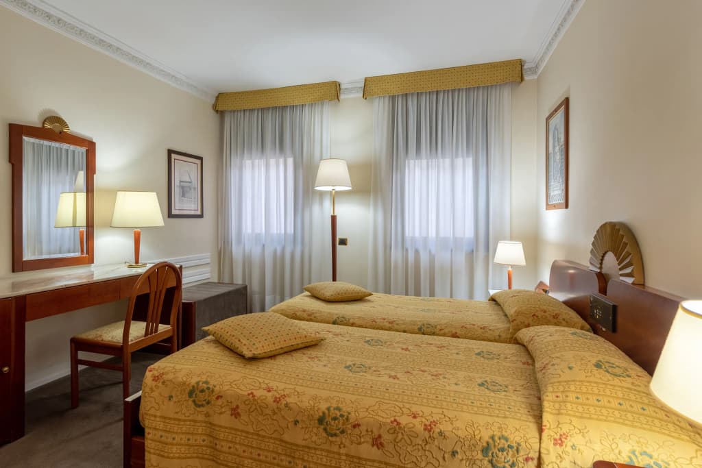 Roma Hotel - photo 26