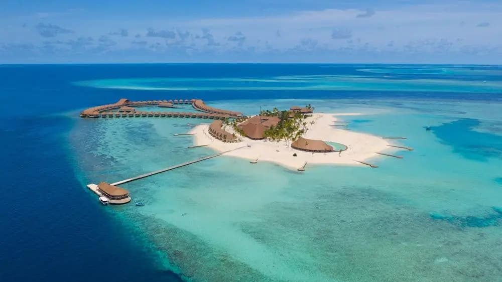 Cinnamon Velifushi Maldives Hotel - photo 2