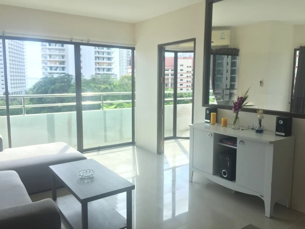 R-Con Wongamat Apartments - photo 26