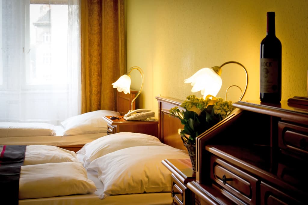 Unio Budapest Hotel - photo 16
