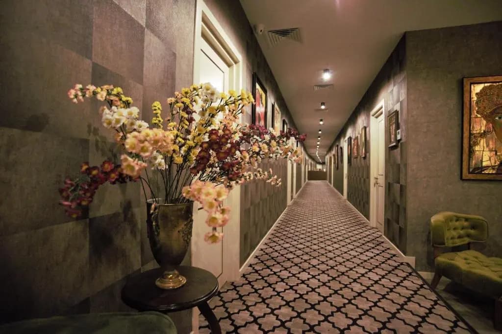 Gallery Art Hotel - photo 18
