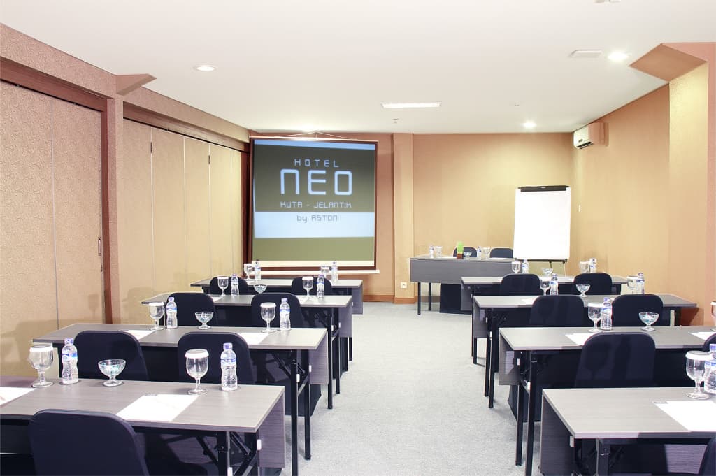 Neo Kuta, Jelantik Hotel - photo 7