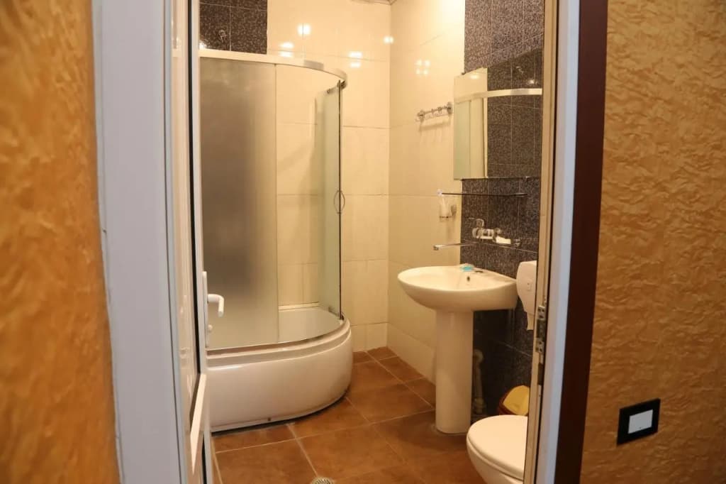 DKD-Bridge Hotel - photo 21