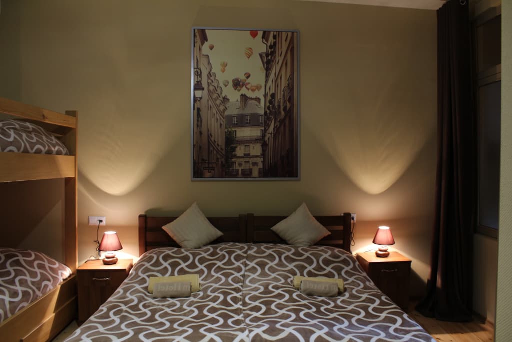 Id House Guest House - photo 11