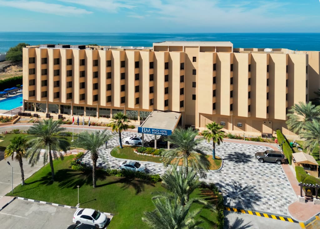 BM Beach Hotel - photo 1