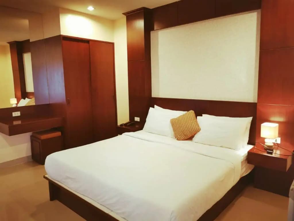 Skama Residency Pattaya Hotel - photo 6