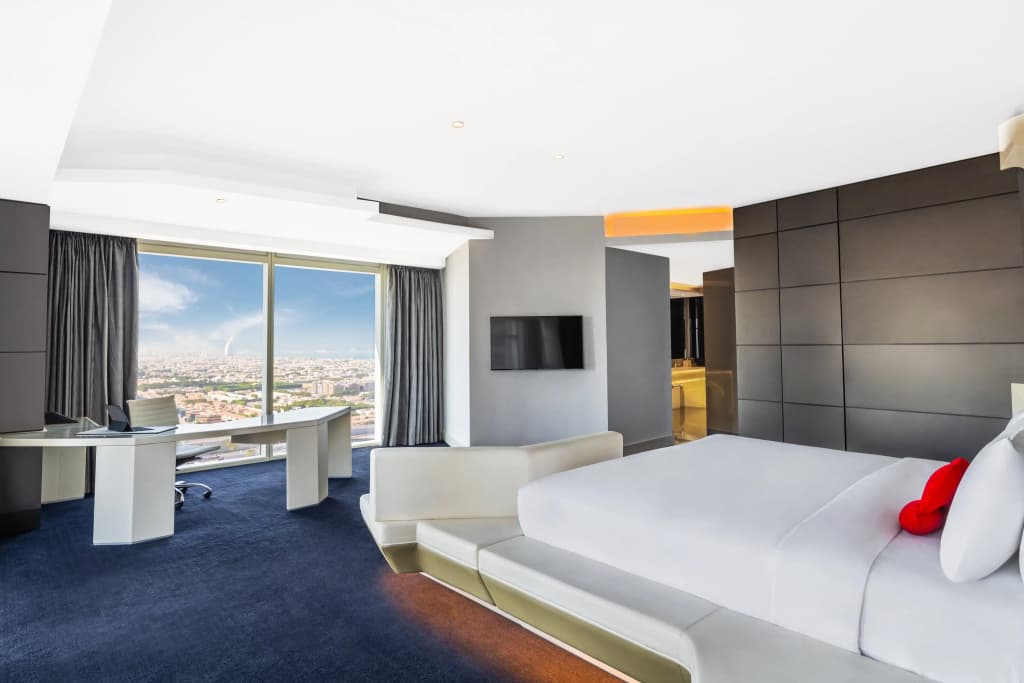 V Hotel Dubai Curio Collection by Hilton Hotel - photo 21