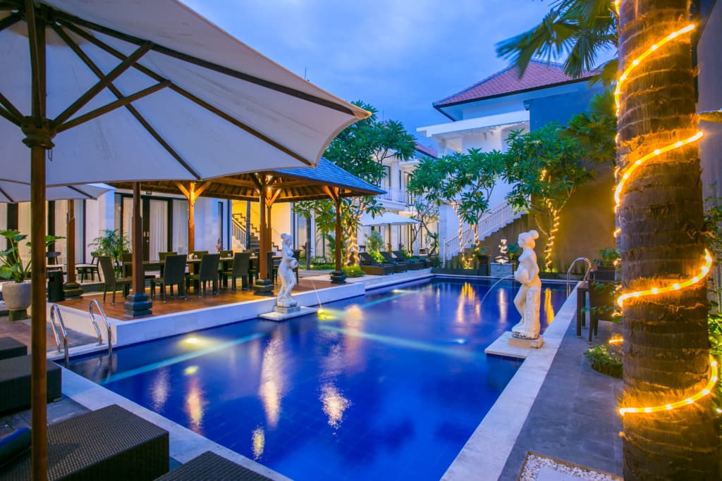The Diana Suite Hotel - photo 24