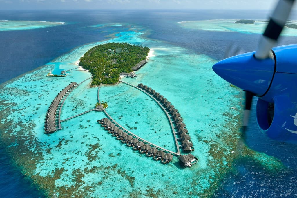 Ayada Maldives Hotel - photo 7