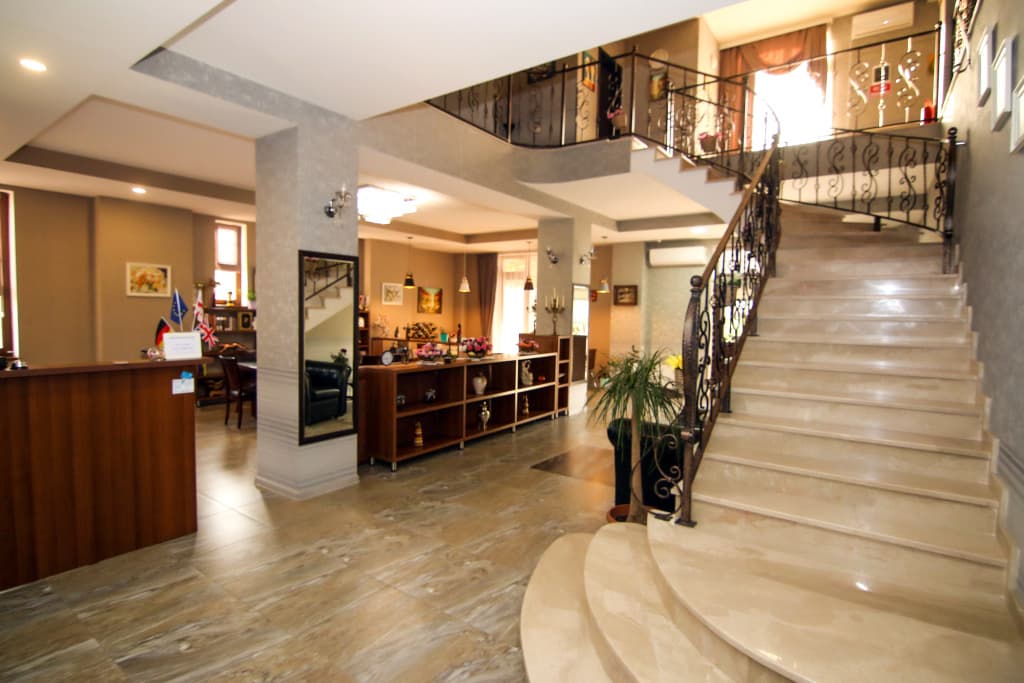 Salmer Hotel - photo 9