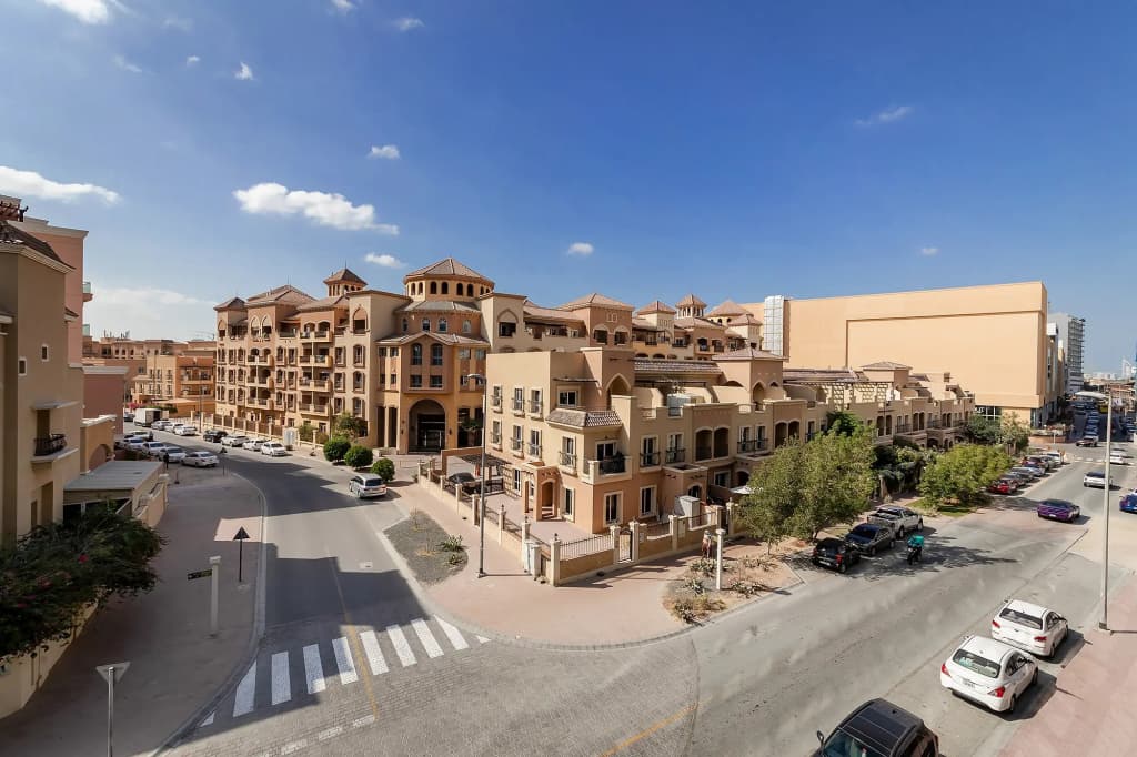 Brand New 1 Bedroom JVC Binghatti Crescent Apartments - photo 8