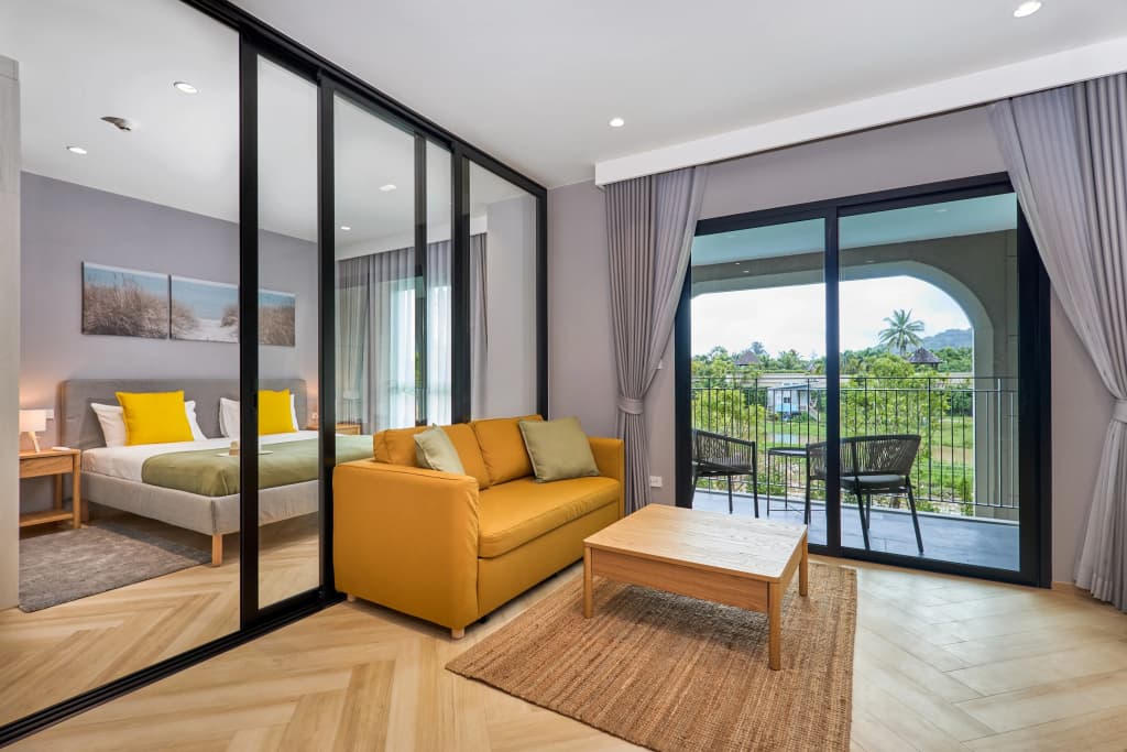 Title Legendary G206 Apartments - photo 4