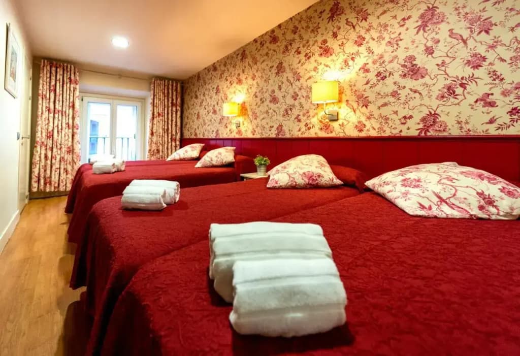 Hostal Matheu - photo 5