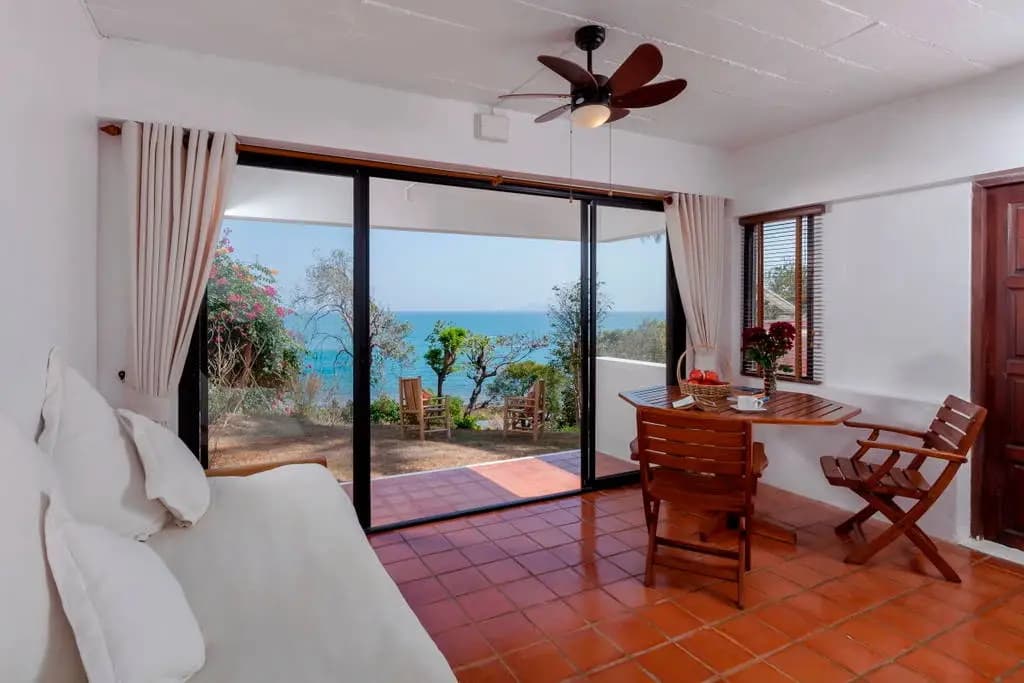 Baan Khunying - Secluded Phuket Beachfront Villa - photo 4