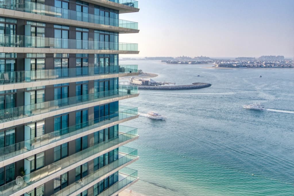 Beach Isle Tower 1 Spalnya Apartments - photo 19
