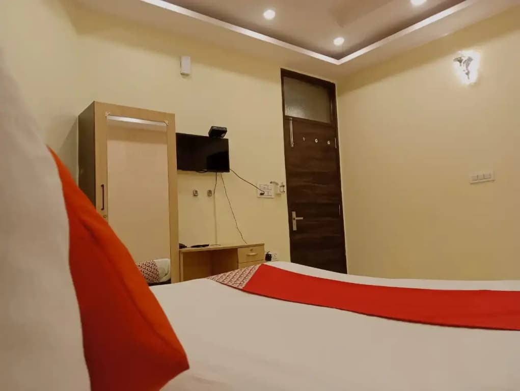 Raj Residency Govindpuri Hotel - photo 6