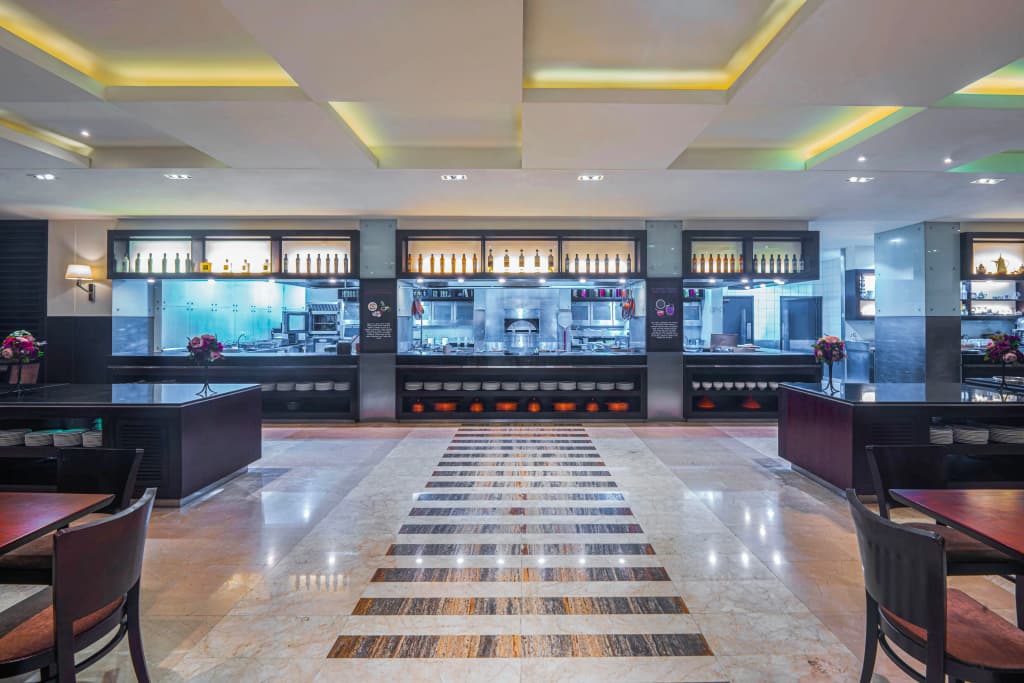 Hyatt Regency Dubai - photo 39