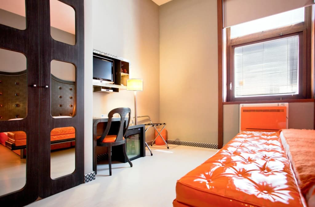 Orange Hotel - main photo