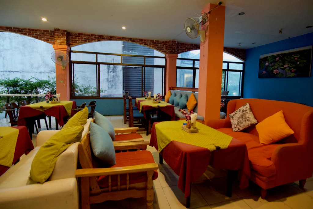Sugar Inn Phuket Guest house - photo 3