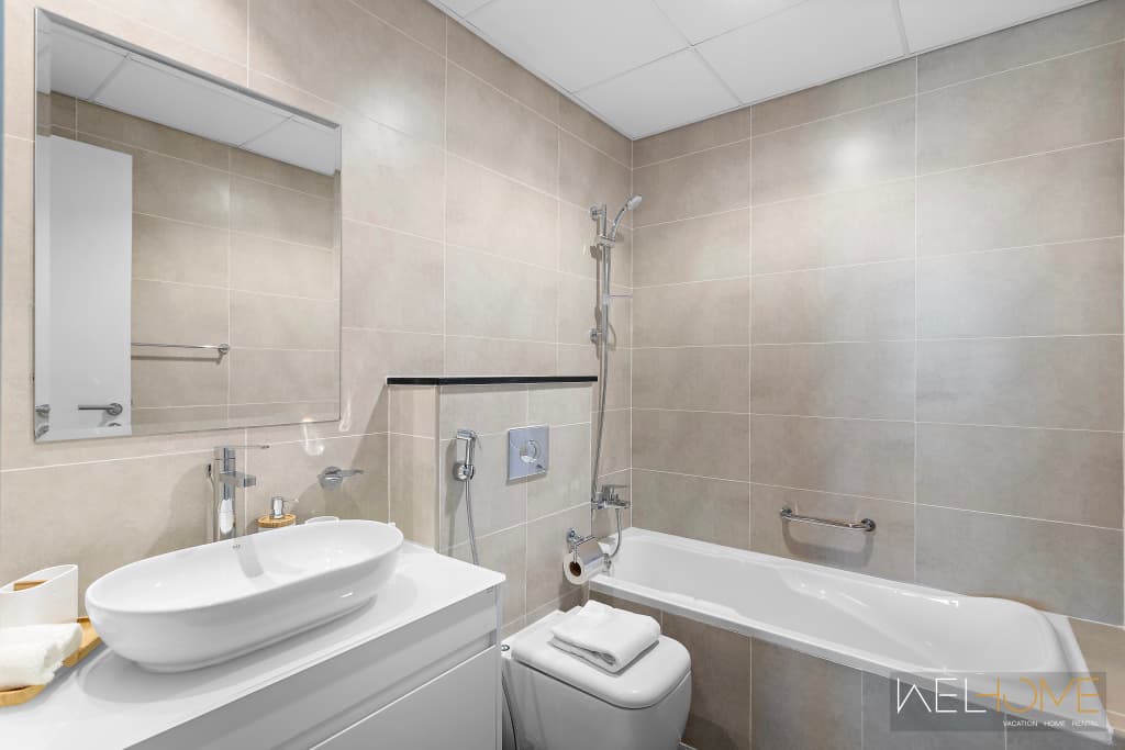 WelHome - Breathtaking 1BR Apt with Balcony and City View Apartments - photo 13