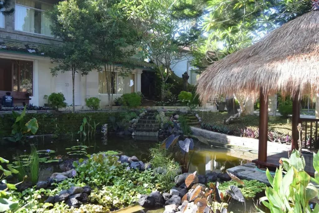 Surf Hut'S Hotel - photo 1