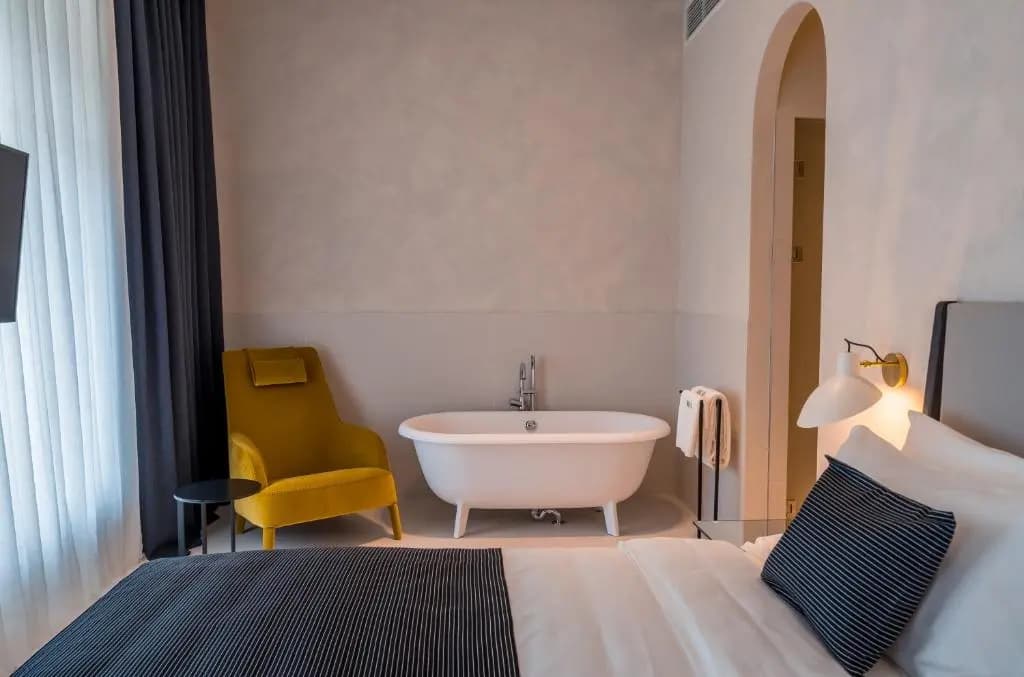 Monograph Hotel (by Travel Agency) - photo 35