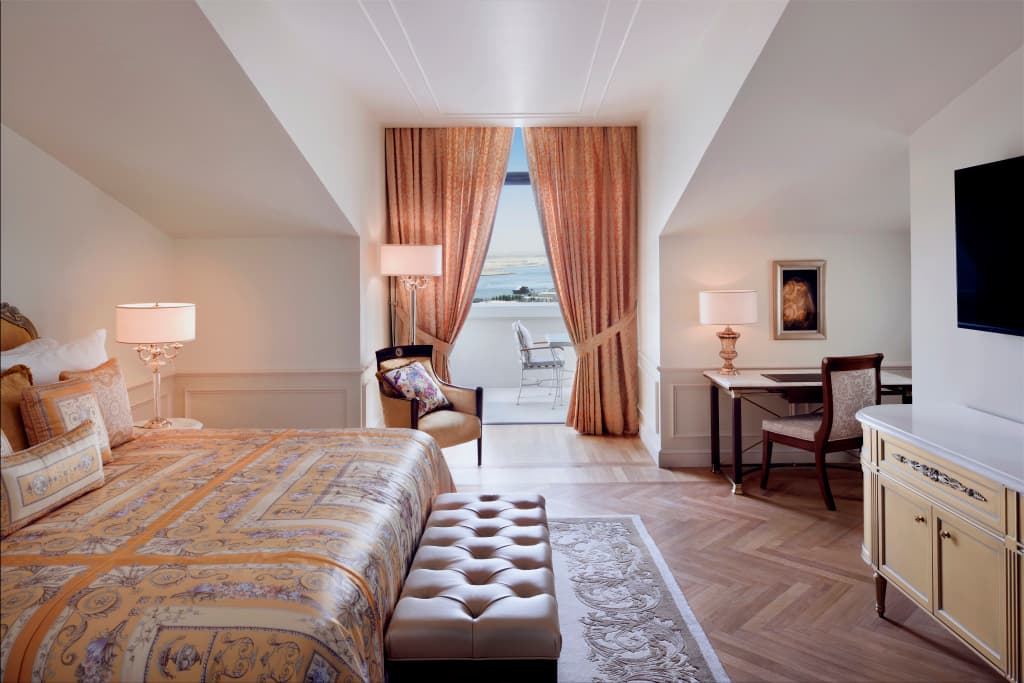 Palazzo Versace Dubai Hotel - photo 16