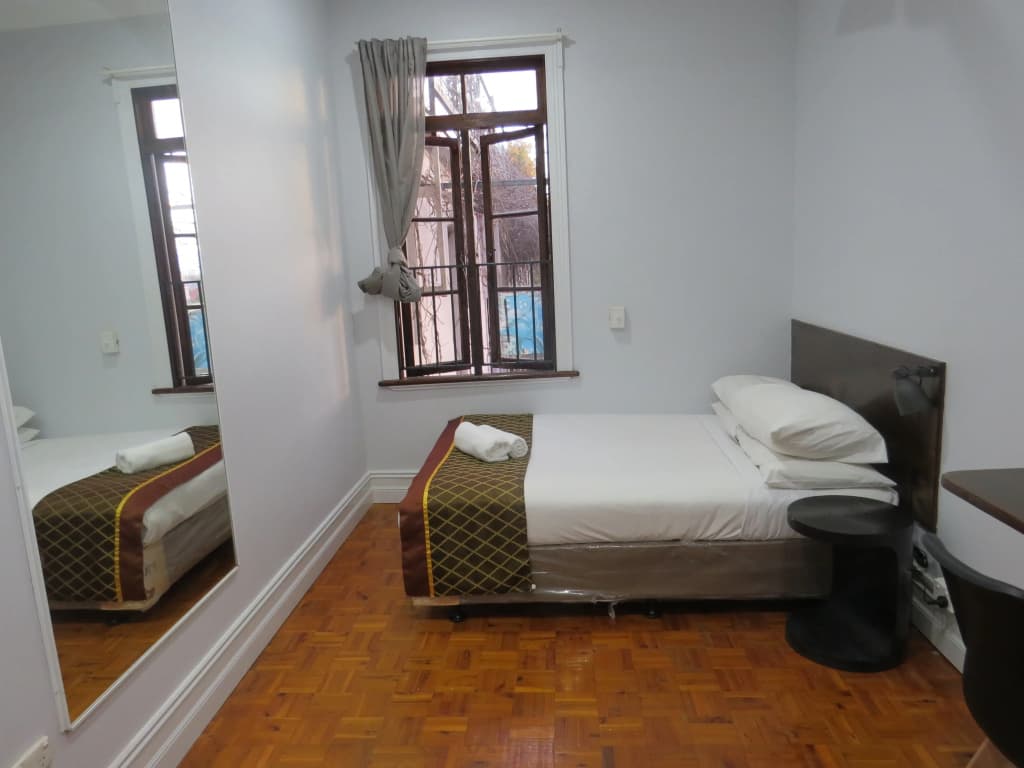 Australian sunrise Lodge Mini-Hotel - photo 8