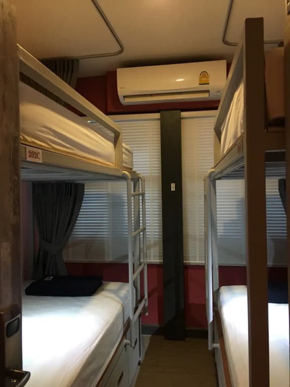 Asleepbylantana Hostel - photo 49