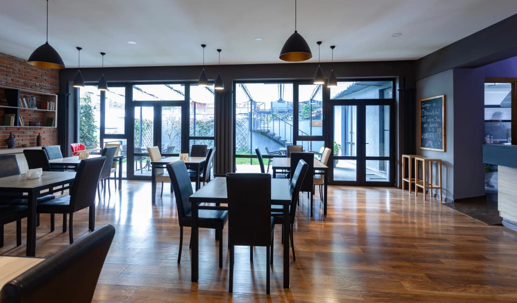 Alliance Hotel - photo 40