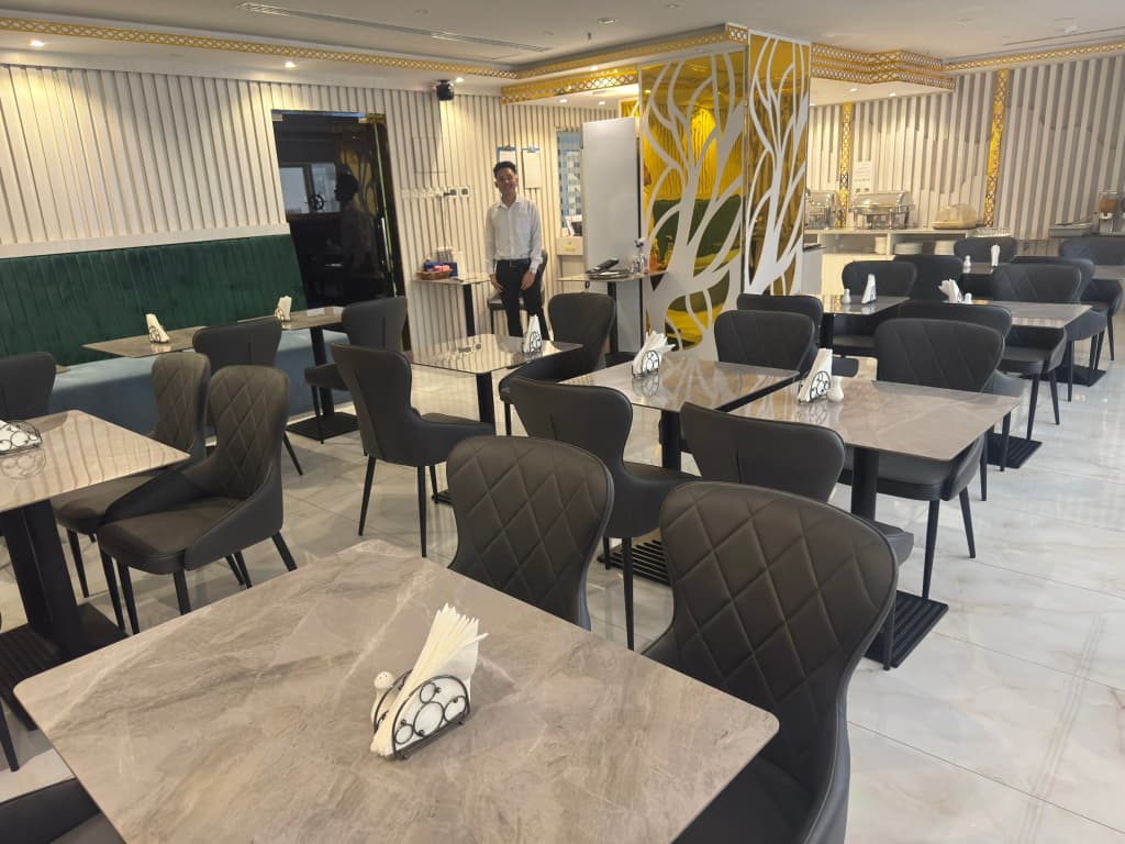 Orchid Hotel - photo 13