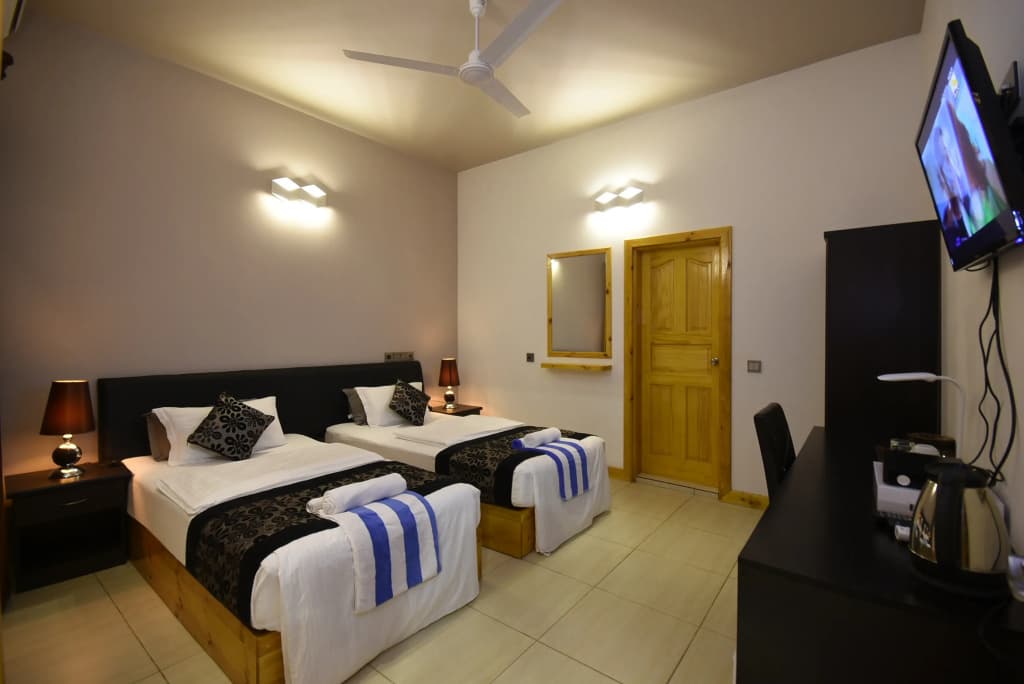 Beach Residence Guest House - photo 3