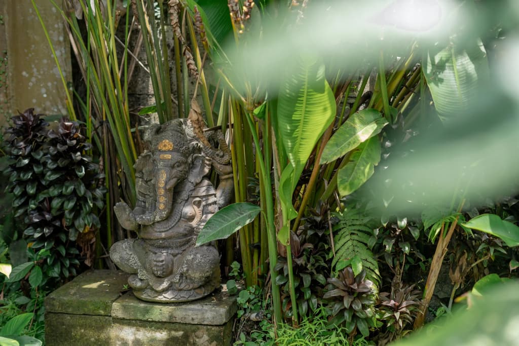 Manas Entire 2 Bedr Villa Private Jungle Pool -- 5 min Central Ubud Villa - photo 11