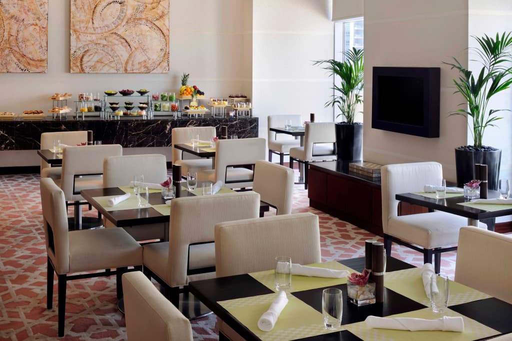 JW Marriott Hotel Marina Hotel - photo 9