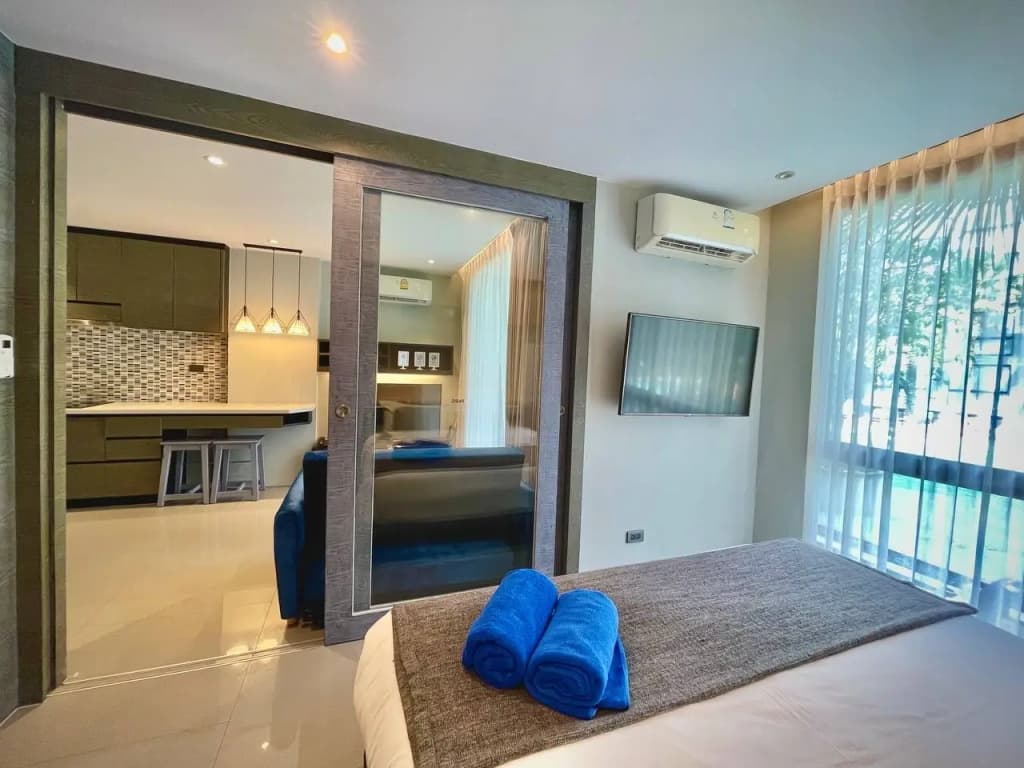 Kamala City Gate 1 Bdr Pool View Flat - photo 11