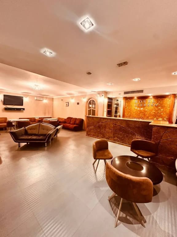 Iceberg Hotel - photo 1
