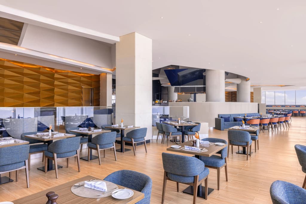 Hilton Dubai Al Habtoor City - photo 10